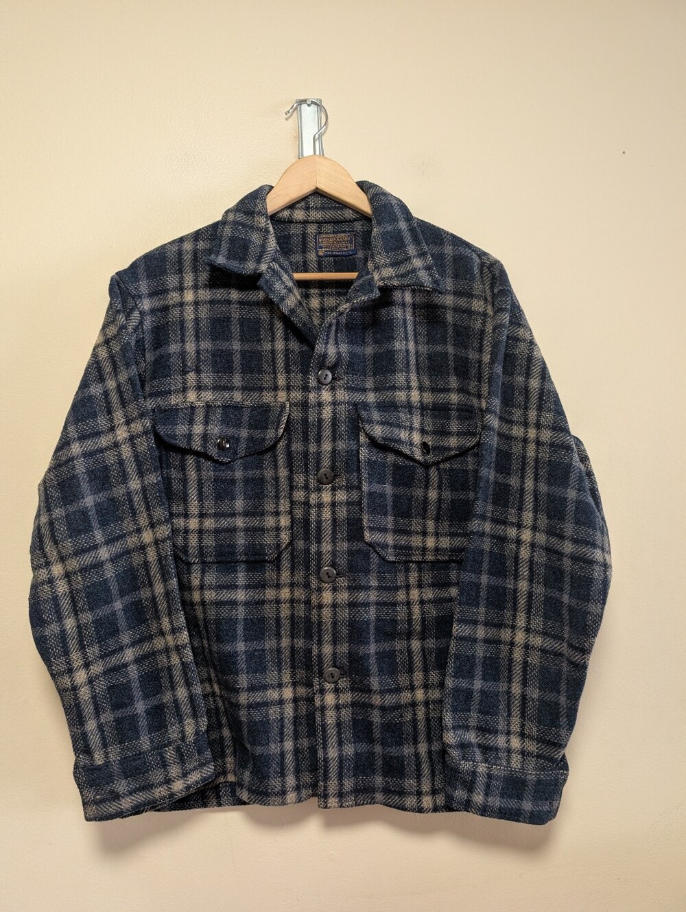 Pendleton Vintage 100% Virgin Wool Plaid Board Shirt Jacket Blue Gray
